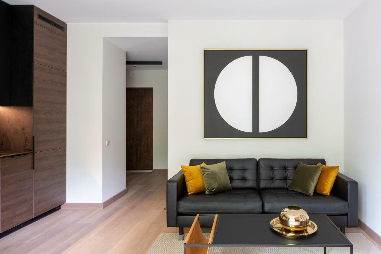 Modern Boutique Apartment In The City Center Друскининкай Экстерьер фото